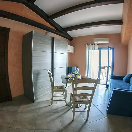 Charming House With Sea View In Σπίτι διακοπών Capomulini