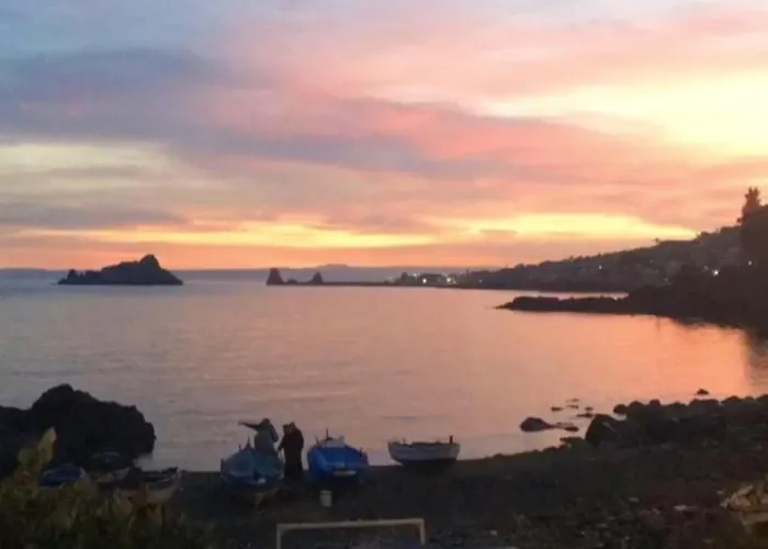 別荘 Charming House With Sea View In *